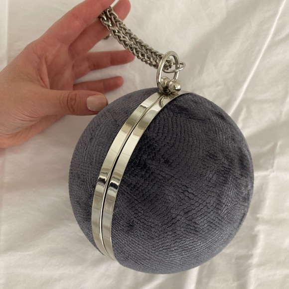 Circle evening bag - Picture 2 of 5
